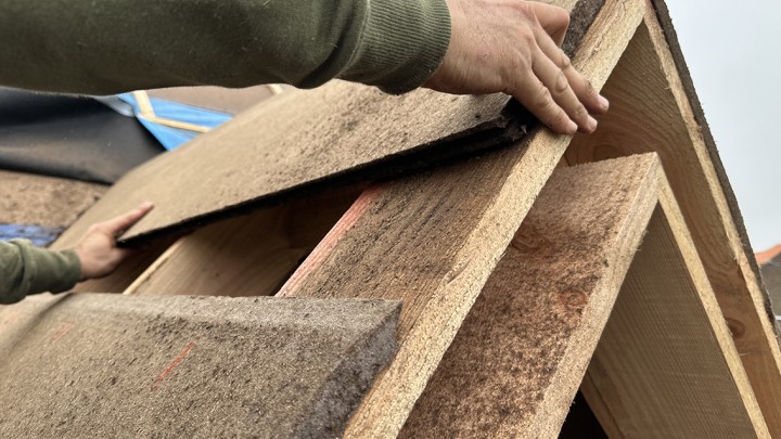 Referentie-dakrenovatie-reference-rénovation-toit-Omwenteling-Architect