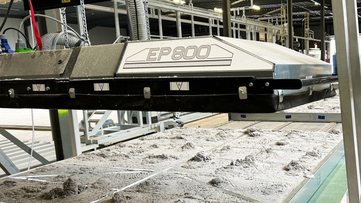X-Floc-EP800-vulplaat-prefab-iQ3-cellulose