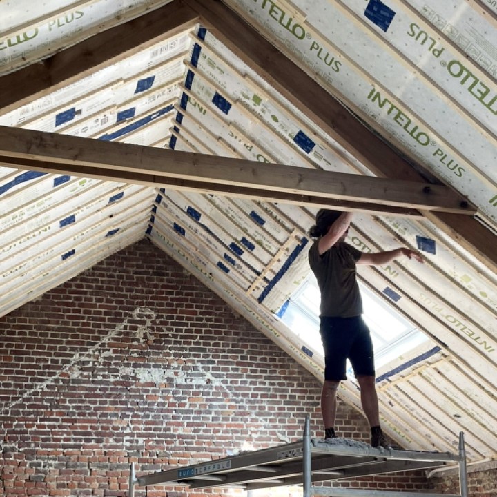 Referentie-dakrenovatie-reference-rénovation-toit-Omwenteling-Architect