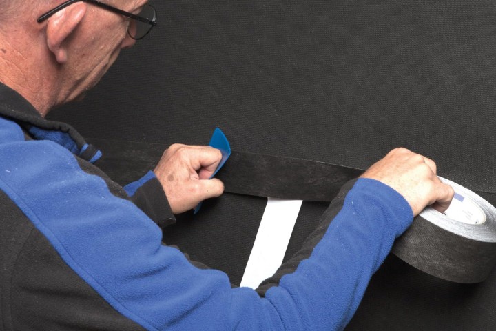 5b. Alternatief bij betimmeringen met open gevelbekleding: Overlapping verkleven met TESCON INVIS